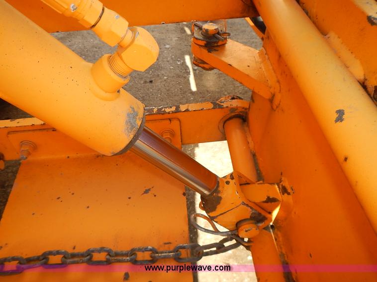 image for item J4576 Rosco Sweep Pro broom