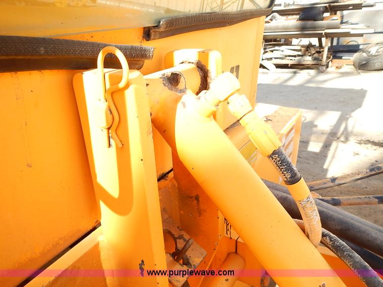 image for item J4576 Rosco Sweep Pro broom