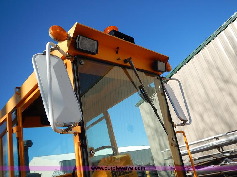 image for item J4576 Rosco Sweep Pro broom