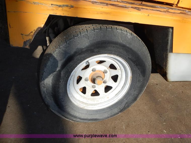 image for item J4576 Rosco Sweep Pro broom