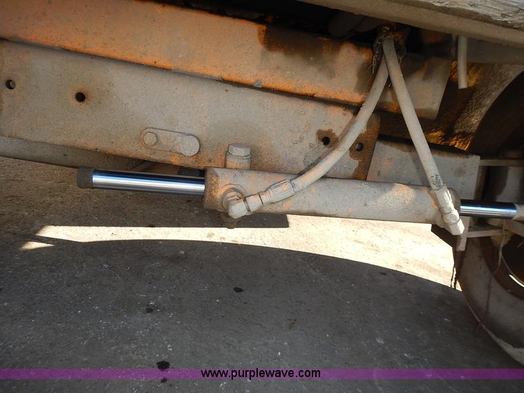 image for item J4576 Rosco Sweep Pro broom