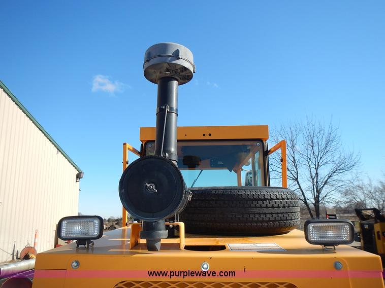 image for item J4576 Rosco Sweep Pro broom