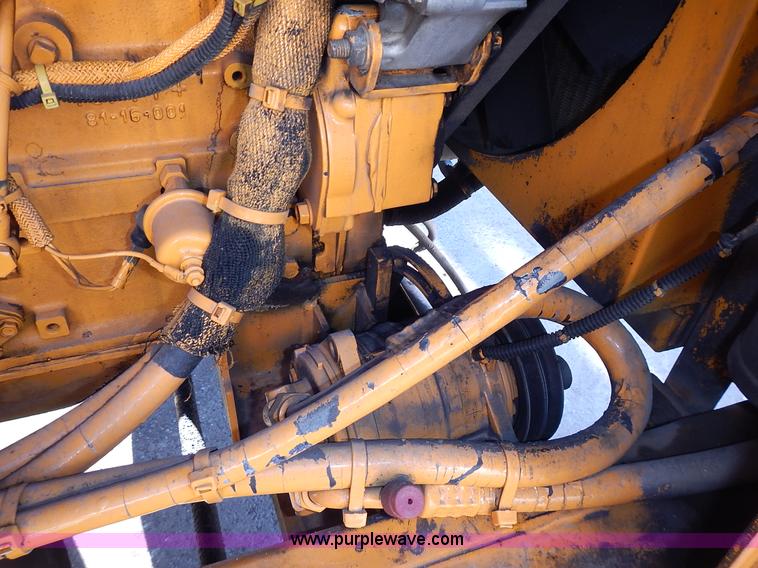 image for item J4576 Rosco Sweep Pro broom