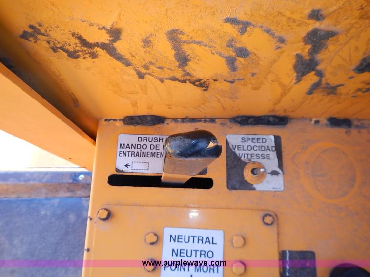 image for item J4576 Rosco Sweep Pro broom