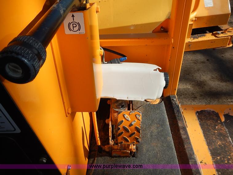 image for item J4576 Rosco Sweep Pro broom