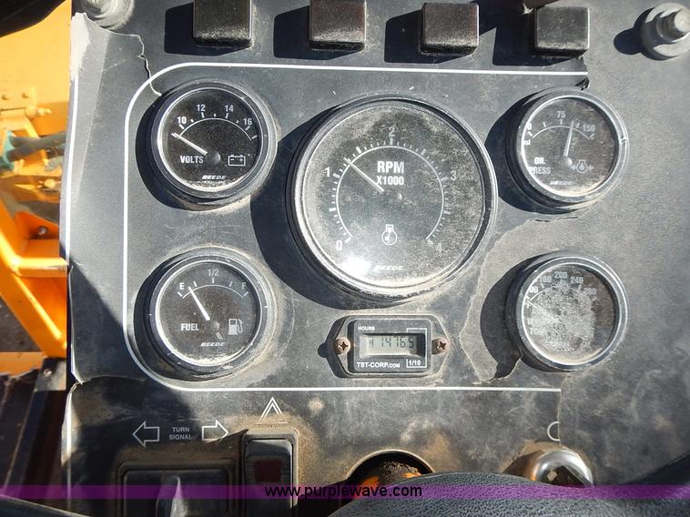 image for item J4576 Rosco Sweep Pro broom