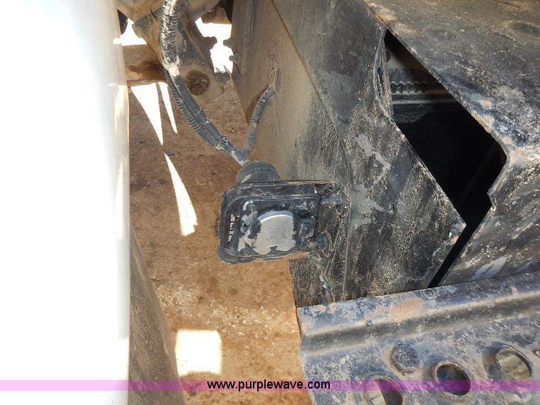 image for item J4606 1991 International 4900 dump truck