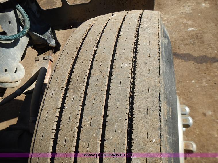 image for item J4606 1991 International 4900 dump truck