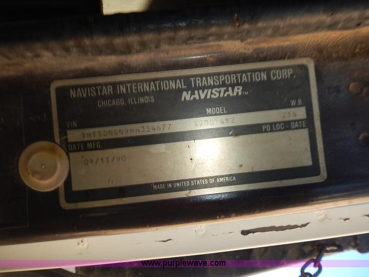 image for item J4606 1991 International 4900 dump truck