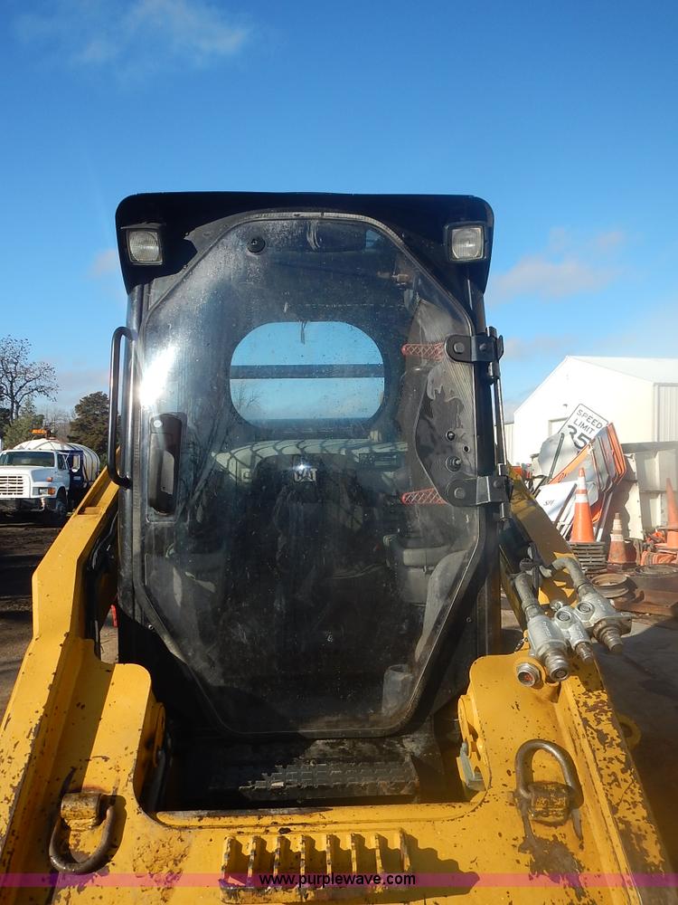image for item J4607 2012 Caterpillar 272D skid steer