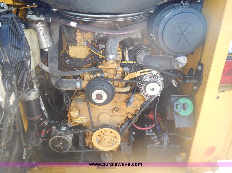 image for item J4607 2012 Caterpillar 272D skid steer