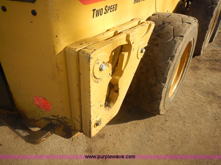 image for item J4607 2012 Caterpillar 272D skid steer