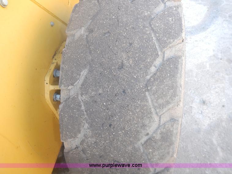 image for item J4607 2012 Caterpillar 272D skid steer