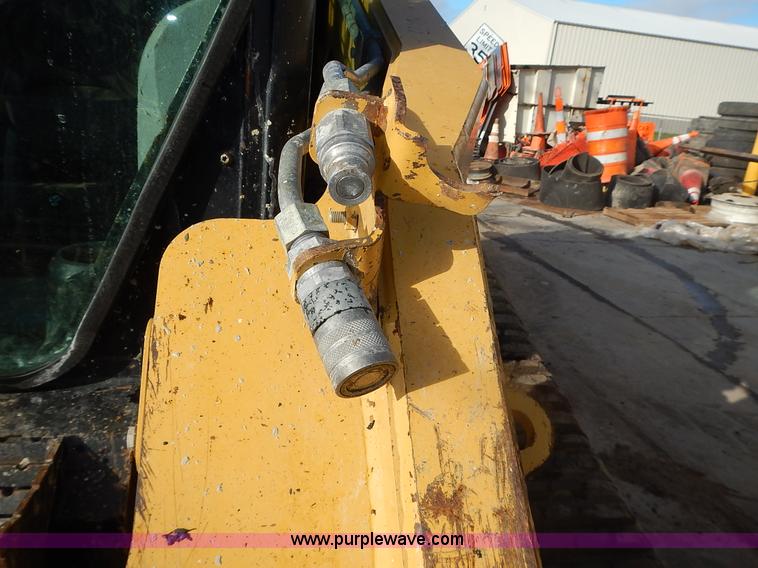 image for item J4743 2007 Caterpillar 277C skid steer