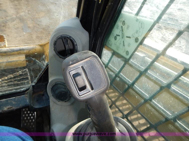 image for item J4743 2007 Caterpillar 277C skid steer