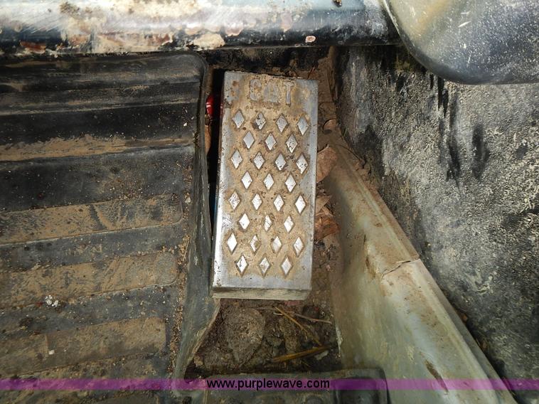 image for item J4743 2007 Caterpillar 277C skid steer