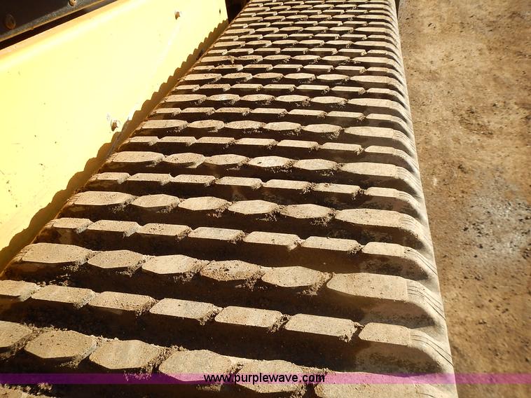 image for item J4743 2007 Caterpillar 277C skid steer