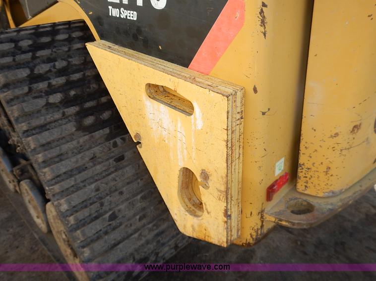 image for item J4743 2007 Caterpillar 277C skid steer