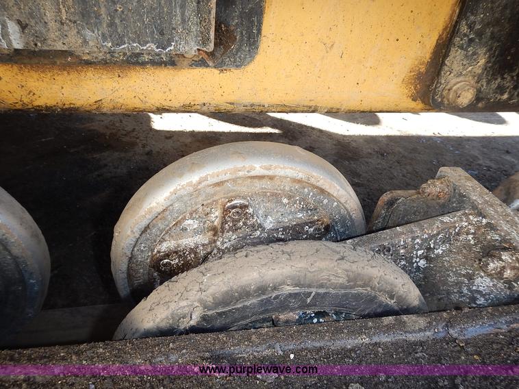 image for item J4743 2007 Caterpillar 277C skid steer