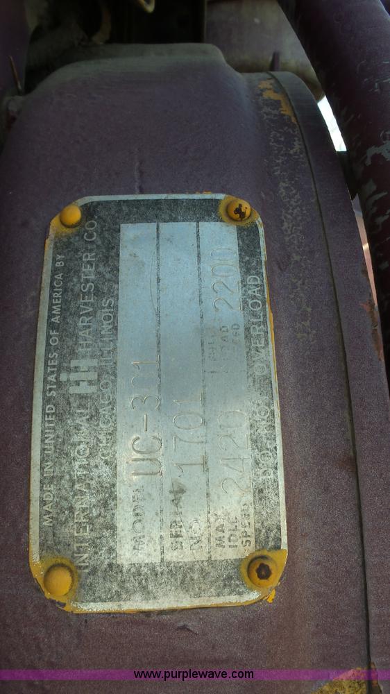 image for item J4745 1972 Chevrolet C50 hydra digger truck