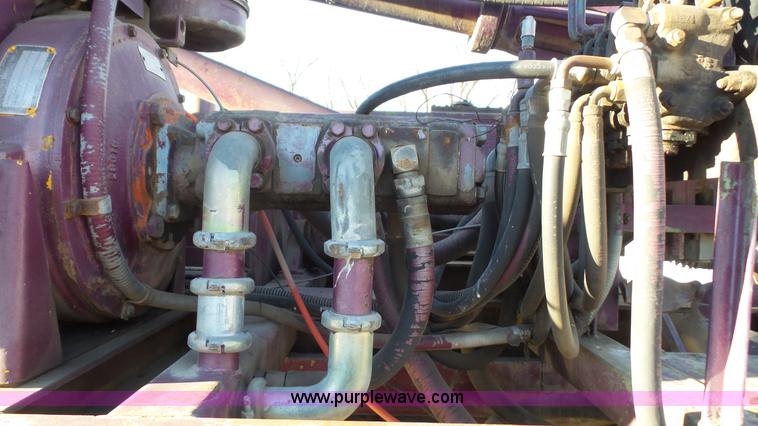 image for item J4745 1972 Chevrolet C50 hydra digger truck