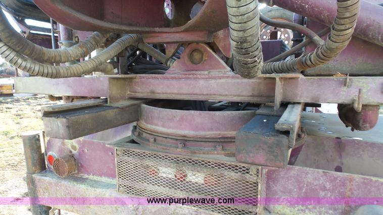 image for item J4745 1972 Chevrolet C50 hydra digger truck