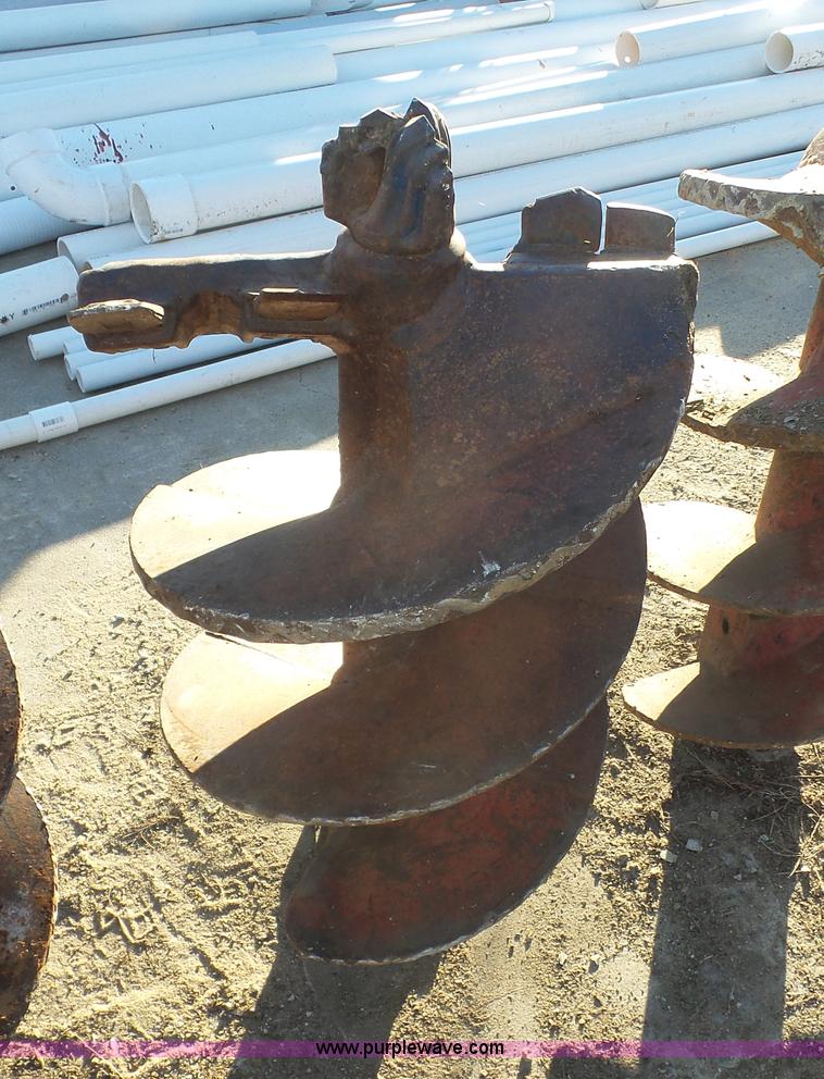 image for item J4745 1972 Chevrolet C50 hydra digger truck