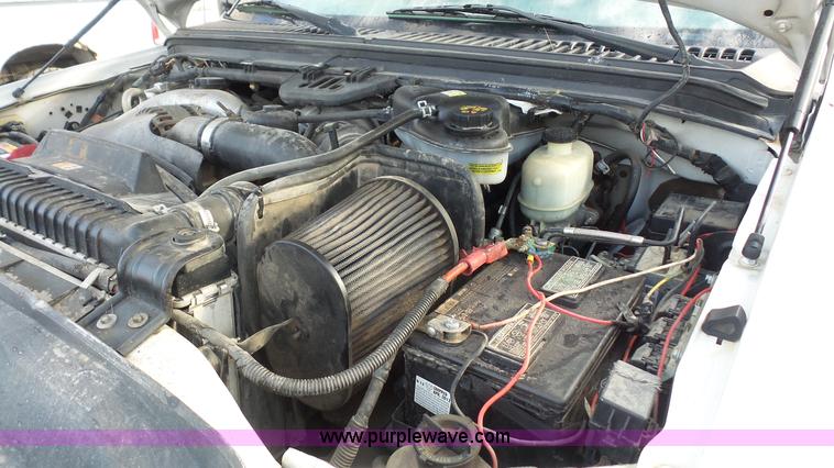 image for item J4750 2005 Ford F350 XL Super Duty Crew Cab utility truck