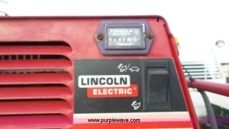 image for item J4750 2005 Ford F350 XL Super Duty Crew Cab utility truck