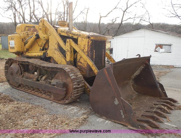 image for item J6318 1965 Caterpillar 955H track loader
