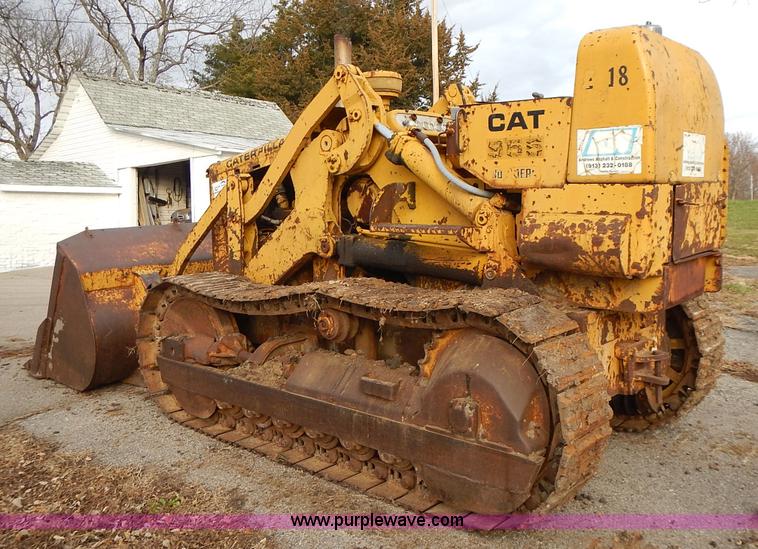 image for item J6318 1965 Caterpillar 955H track loader