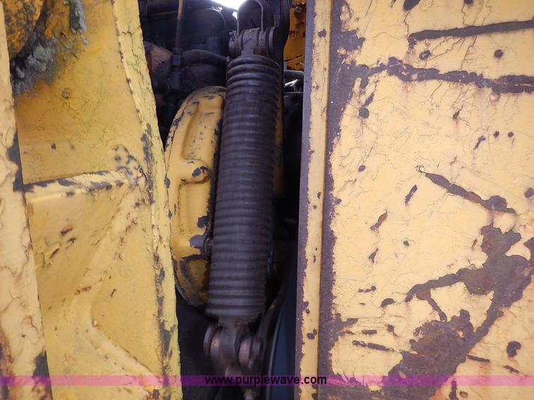 image for item J6318 1965 Caterpillar 955H track loader