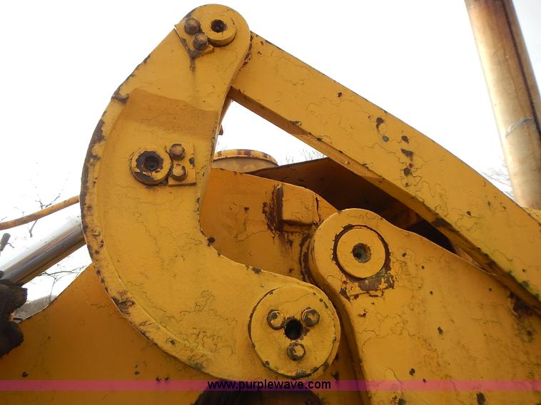 image for item J6318 1965 Caterpillar 955H track loader