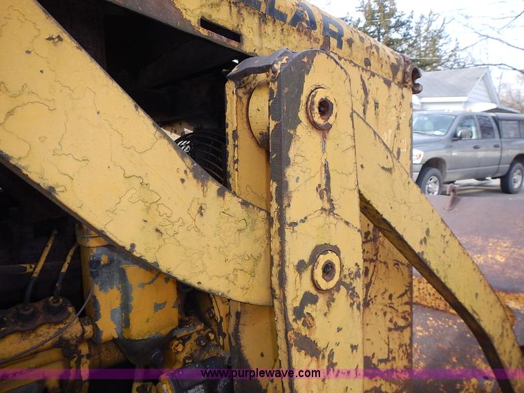 image for item J6318 1965 Caterpillar 955H track loader