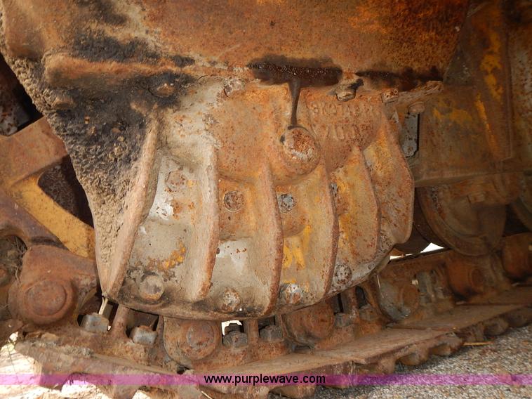 image for item J6318 1965 Caterpillar 955H track loader