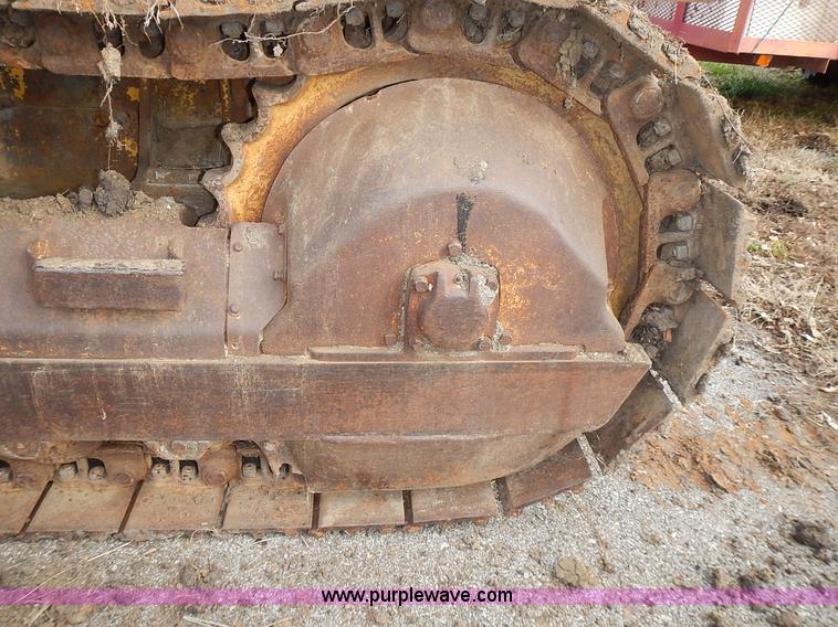 image for item J6318 1965 Caterpillar 955H track loader