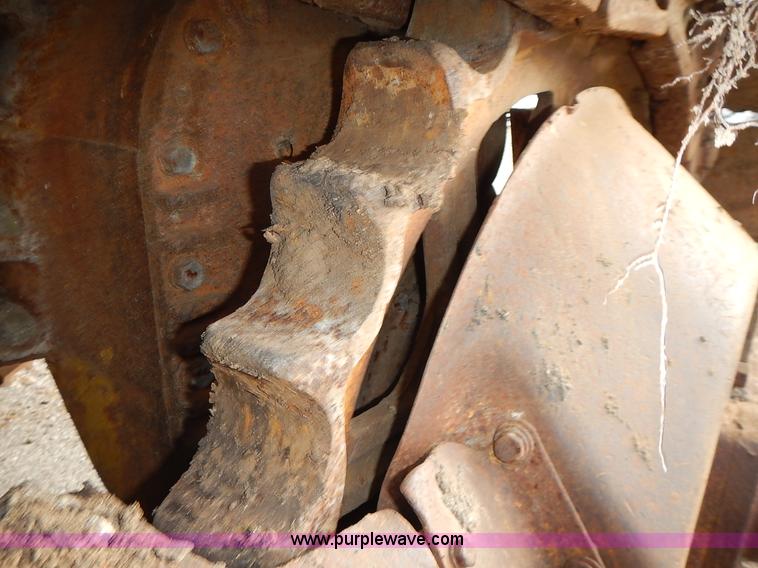 image for item J6318 1965 Caterpillar 955H track loader