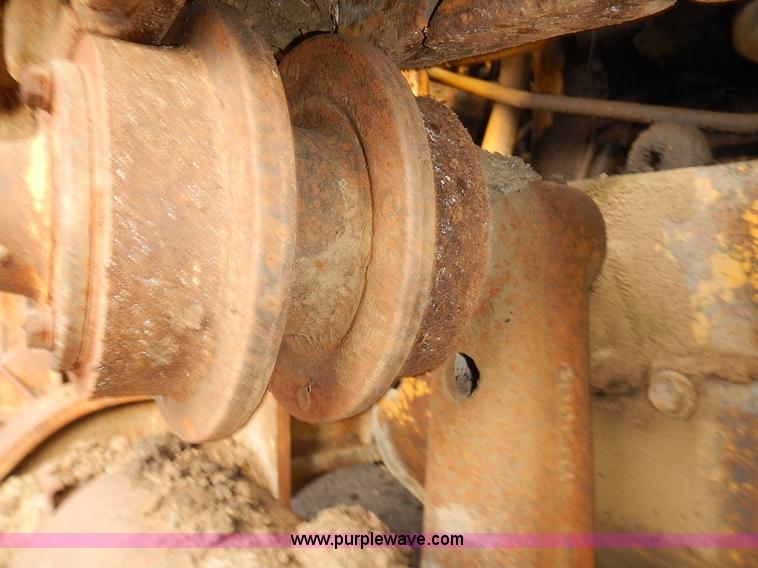 image for item J6318 1965 Caterpillar 955H track loader