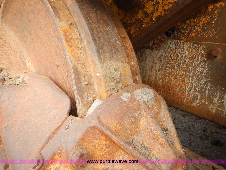 image for item J6318 1965 Caterpillar 955H track loader