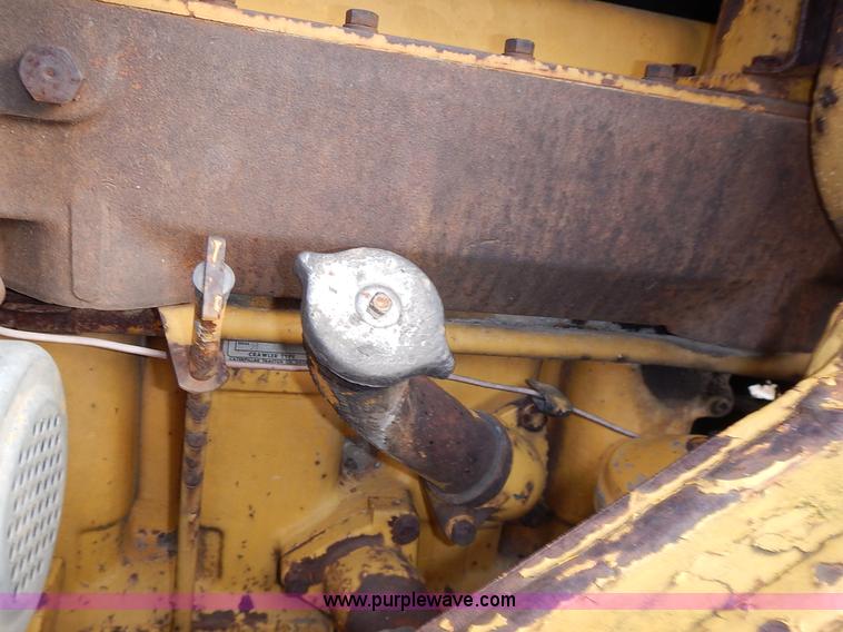 image for item J6318 1965 Caterpillar 955H track loader