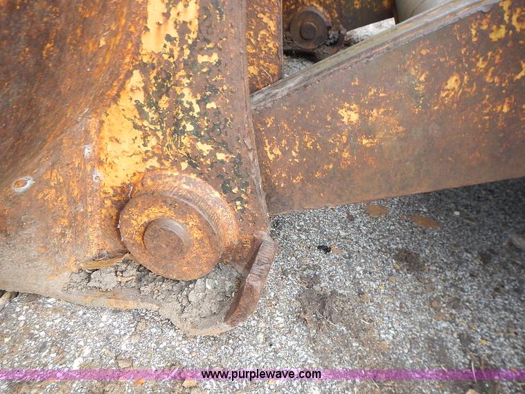image for item J6318 1965 Caterpillar 955H track loader