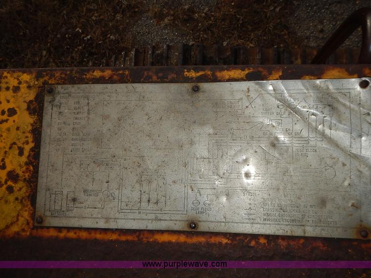 image for item J6318 1965 Caterpillar 955H track loader