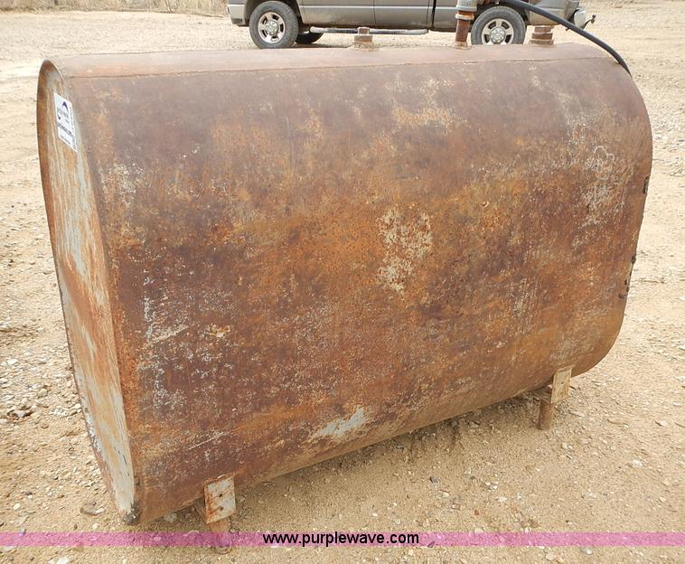 image for item J6320 (2) fuel tanks
