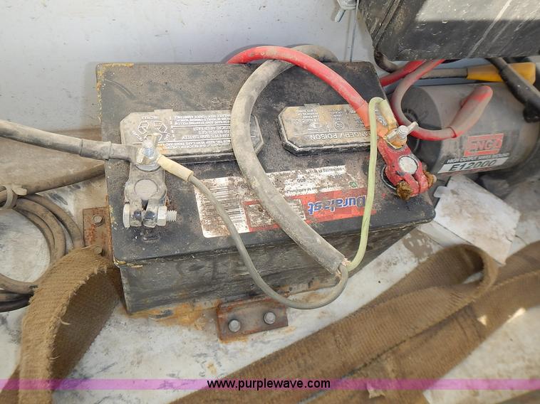 image for item J6323 2011 H&H tilt deck trailer