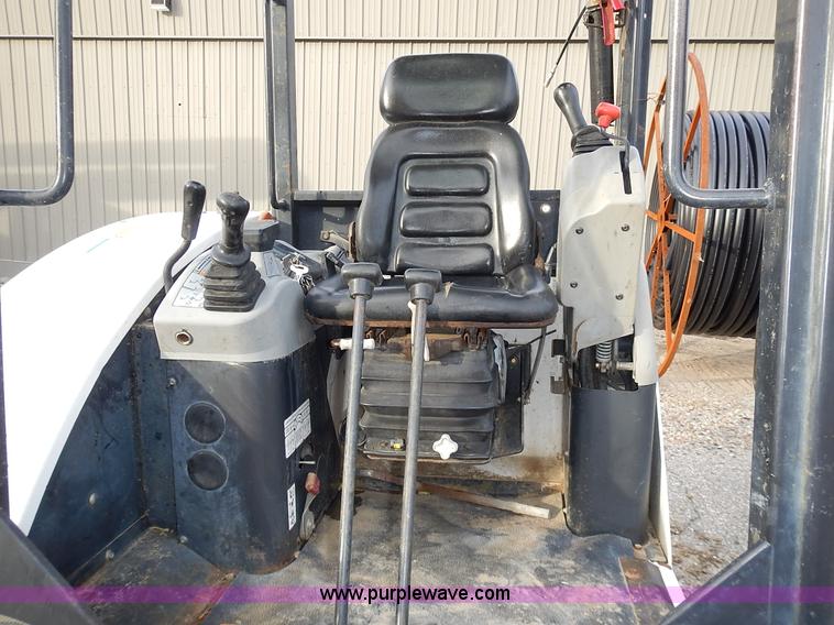 image for item J6326 2002 Bobcat 331D compact excavator