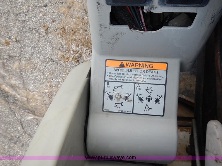 image for item J6326 2002 Bobcat 331D compact excavator