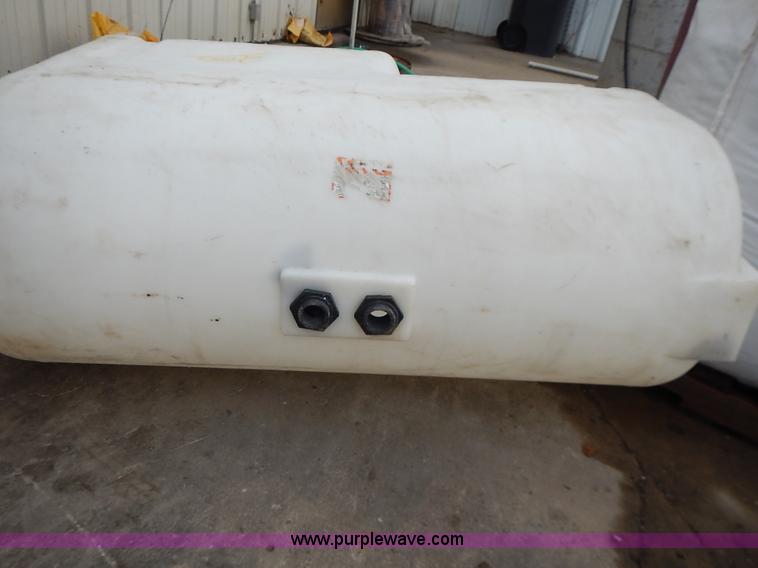 image for item J6328 200 gallon poly tank