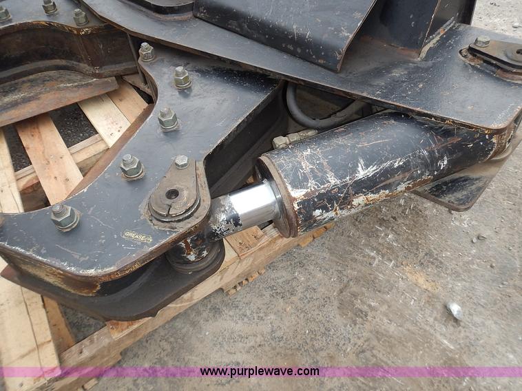 image for item J6331 Dymax DTS-14LC skid steer shear