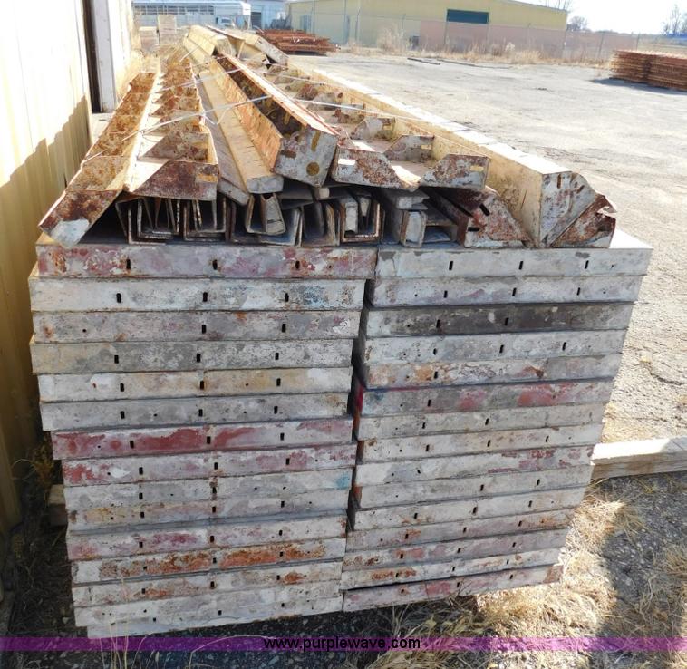 image for item J7433 Assorted concrete forms