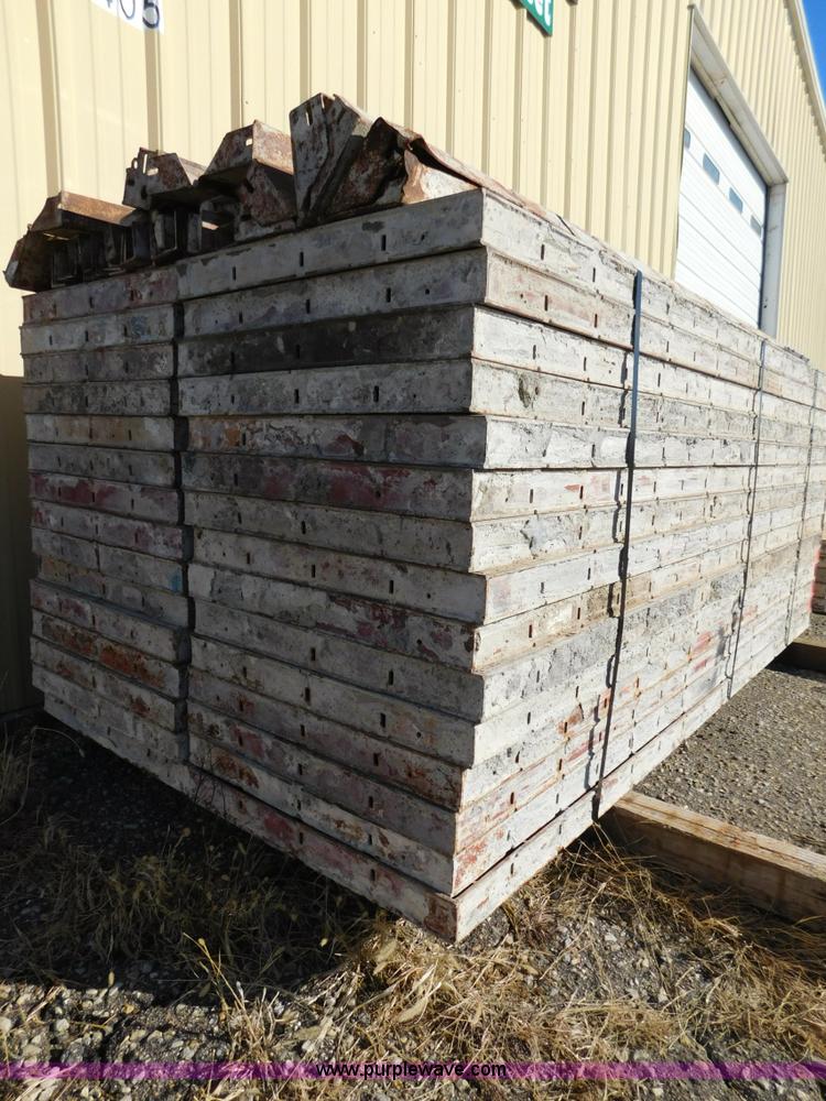 image for item J7433 Assorted concrete forms